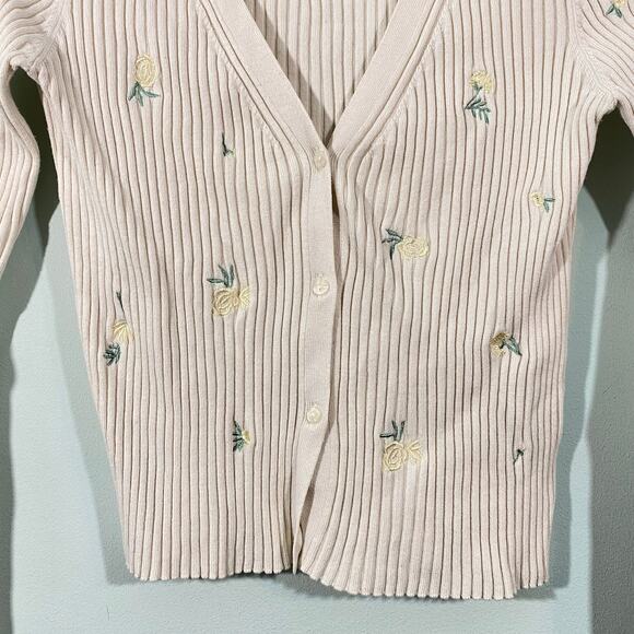 H&M Women's Cream Floral Embroidered V-neck Ribbed Cropped Cardigan Size M - Picture 7 of 8